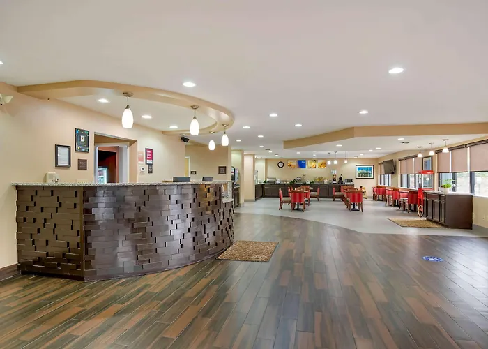 Comfort Suites Fultondale I-65 Near I-22