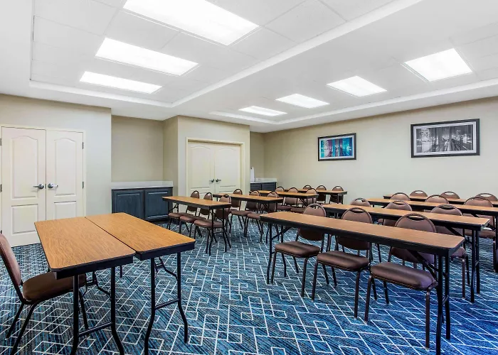 La Quinta By Wyndham Fultondale Birmingham North